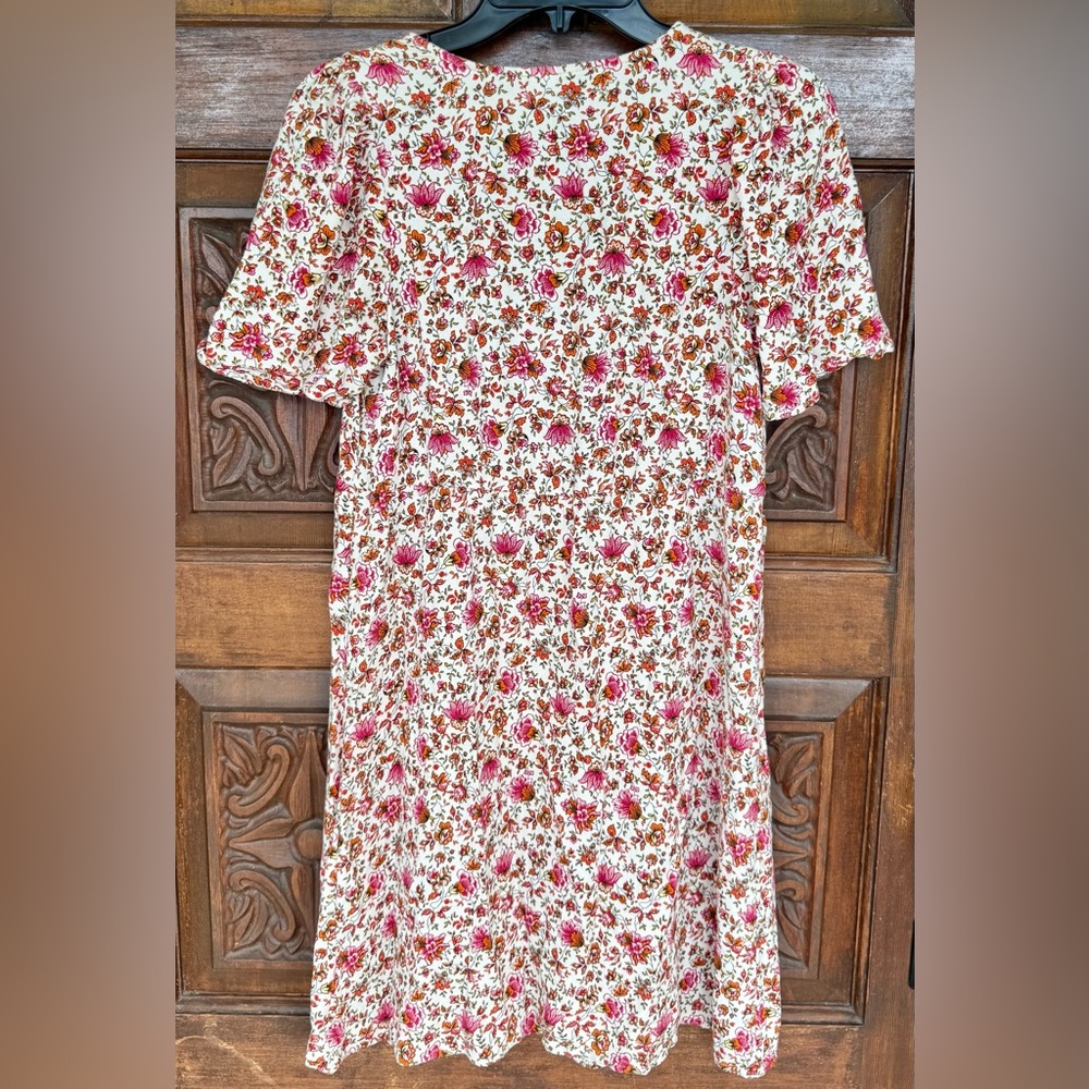 Old Navy Floral V-Neck Short Sleeve Button Down Dress.  Size Medium.  EUC. - Picture 3 of 8